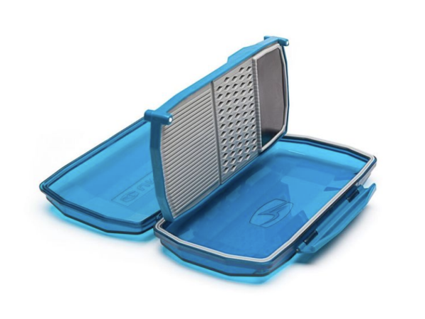 Umpqua UPG HD Magnum Midge Fly Box Open 2 Umpqua UPG HD Magnum Midge Fly Box Open 2
